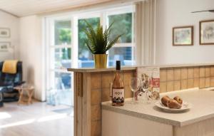 Fotografie z fotogalerie ubytování 3 Bedroom Stunning Home In Hals v destinaci Hals