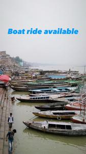 Gallery image of Babu vishwanath singh Paying Guesthouse in Varanasi +12 photos