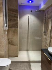 Ένα μπάνιο στο 2P Centre Ville