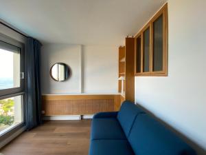 Posezení v ubytování T2 Apartment Eugenie Ocean View Grande Plage and Pool + 21 fotografií