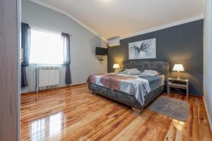 Voodi või voodid majutusasutuse Luxury villa with a swimming pool Turanj, Biograd - 18274 toas +22 fotot