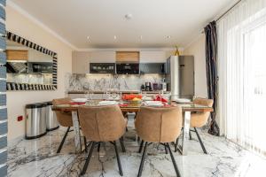 Joogid majutusasutuses Luxury villa with a swimming pool Turanj, Biograd - 18274