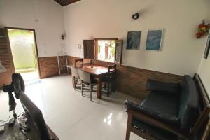 Zona de estar de Casa com ar-condicionados e localização perfeita