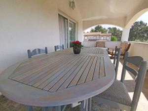 Balkon lub taras w obiekcie Apartment in Sveti Lovrec - Istrien 27830