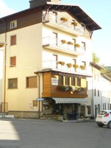 Φωτογραφία από το άλμπουμ του Albergo Ristorante Sciatori σε Pievepelago