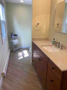 Φωτογραφία από το άλμπουμ του Lamoine Beach House σε Lamoine Beach