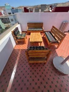 Istumisnurk majutusasutuses KAZA Moon Hostel