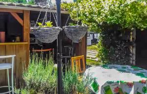 En have udenfor Agréable Studio Proche Du Lac