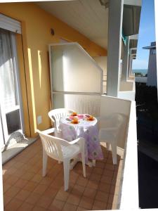 Balkón nebo terasa v ubytování Studio in Porto Santa Margherita 25774