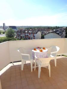 Balkón nebo terasa v ubytování Studio in Porto Santa Margherita 25774