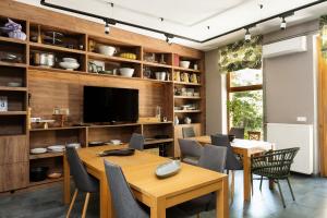 Μια τηλεόραση ή/και κέντρο ψυχαγωγίας στο Hotel Mátrix