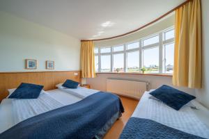 Adventure Hotel Hellissandur客房内的一张或多张床位
