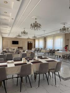 Μια τηλεόραση ή/και κέντρο ψυχαγωγίας στο Comfort Altyn-Emel