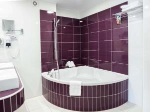 Ibis Styles Cayenne Centre Amazonia的一间浴室