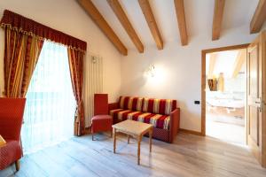 Posedenie v ubytovaní Hotel Laurin