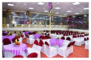 Φωτογραφία από το άλμπουμ του Hotel Temptation Ultimate Prayagraj AC NR NON AC Both Room σε Prayagraj