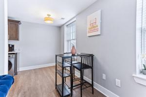 Fotografie z fotogalerie ubytování Your Cozy One Bedroom Detriot v destinaci Detroit