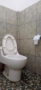 Koupelna v ubytování White Guest House