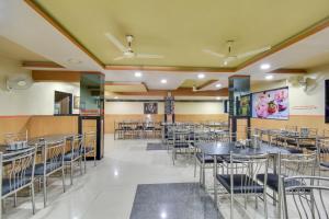 ChikalthānSuper Hotel O 68179 Hotel New Abhijeet的相册照片