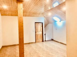 Fotografie z fotogalerie ubytování Hadimba Palace Inn # Mountain View #Premium Rooms # Parking # Guest Preferred v destinaci Manāli