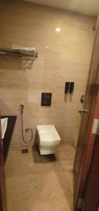 Un baño de Hotel Seint
