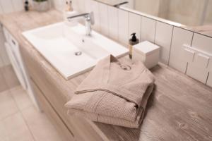 Koupelna v ubytování SkyGarden Studio - Private Terrace and View in Quiet Jūrmala