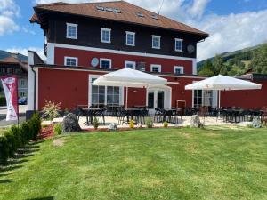 Vonkajšia záhrada v ubytovaní Hotel-Landgasthof Katschtalerhof