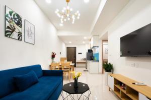 Μια τηλεόραση ή/και κέντρο ψυχαγωγίας στο The best price apartment at SOHO