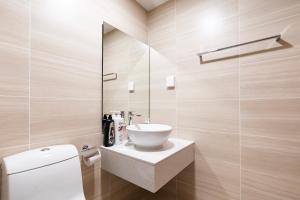 Ένα μπάνιο στο The best price apartment at SOHO +63 φωτογραφίες