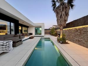 Swimmingpoolen hos eller tæt på Villa Blanca