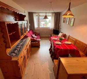 Posedenie v ubytovaní Rifugetto