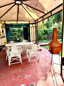 Ảnh trong thư viện ảnh của Acacia Tree Apartments ở Marangu