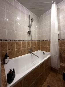 Koupelna v ubytování Old Town Apartment, SELF Check-in