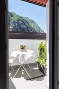 Nespecifikovaný výhled na hory nebo výhled na hory při pohledu z hotelu