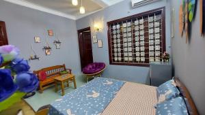 Ένα ή περισσότερα κρεβάτια σε δωμάτιο στο alleyhome Liễu Giai +12 φωτογραφίες