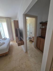 Gallery image of FOFO Platana Beachfront Villa in Skala Rachoniou