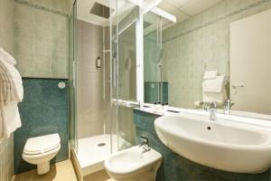 Ванная комната в Hotel Croce Di Malta