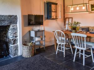 Dapur atau dapur kecil di Sunnyside Cottage
