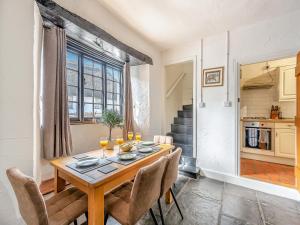 Køkken eller tekøkken på Faith Cottage