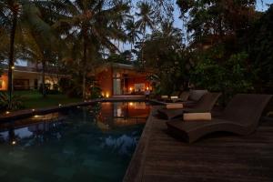 Umah Tampih Luxury Private Villa - CHSE Certified 내부 또는 인근 수영장
