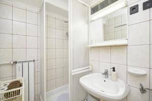 Kúpeľňa v ubytovaní 6RoomS HÉVÍZ-BALATON