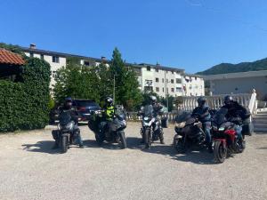 Gostje med bivanjem v nastanitvi Hotel Bar-Restorant Fresku