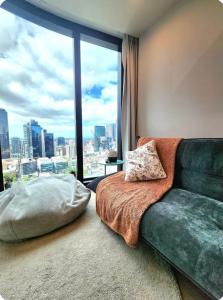 Khu vực ghế ngồi tại City Central 2Bed 2Bath Garage +18 ảnh