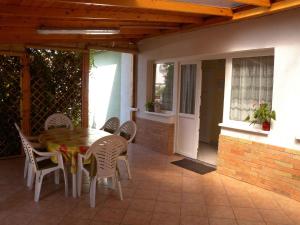 A balcony or terrace at Apartments in Siofok - Balaton 35627