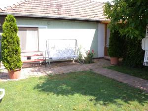 A garden outside Apartments in Siofok - Balaton 35627