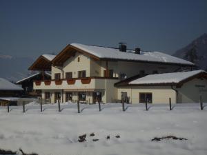 Ferienhaus Zillertal v zimě