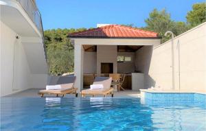 Πισίνα στο ή κοντά στο Villa Beachfront Korcula