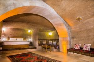 烏奇薩爾的住宿－Caldera Cave Hotel & Restaurant，相簿中的一張相片