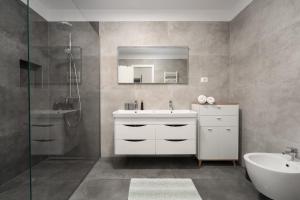 Koupelna v ubytování Premium Apartment Val de Fontane + 37 fotografií