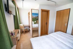 صورة لـ Appartement-Pension Fahrnberggut في راوريس